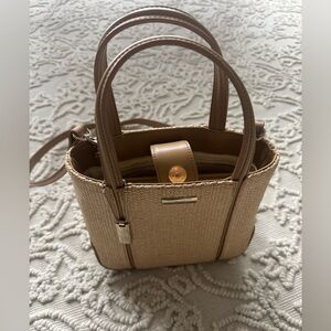 Nine West cross body bag. Small summer bag with linen inlay.